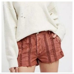 Like New Free People Dusty Rose Great Expectation Boho Lace Shorts Size 6